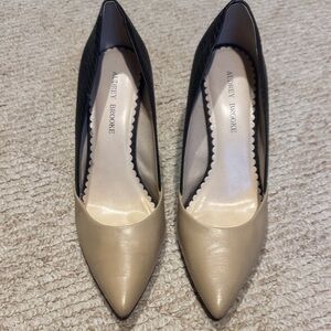 Audrey Brooke Black and Cream Heels